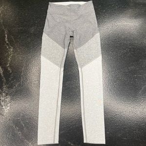 Outdoor Voices 7/8 Springs Tri-Tone Leggings, Color: Grey, Size: Small